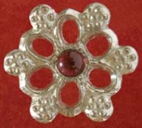 28f-Rose Badge (Garnet)