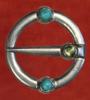 S37c Ring Brooch 13th - 14th centuries 