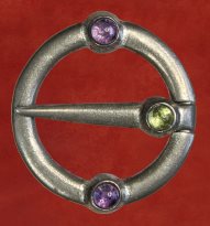 S37a - Ring Brooch 13th - 14th centuries 