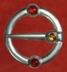 S37f - Ring Brooch 13th - 14th centuries 